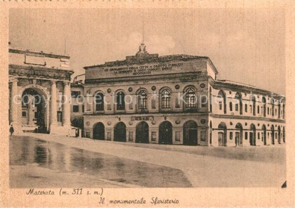 Macerata Sporthalle