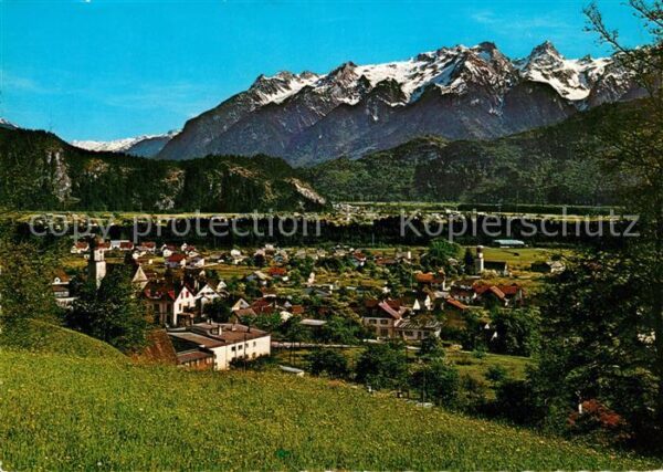 Thueringen Vorarlberg Panorama Blick gegen Rhätikon Walgau
