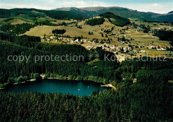 Altglashuetten mit Windgfällweiher und Feldberg Schwar