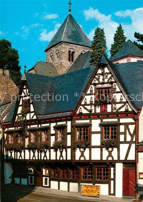 Altenahr Fachwerkhaus mit Glocken