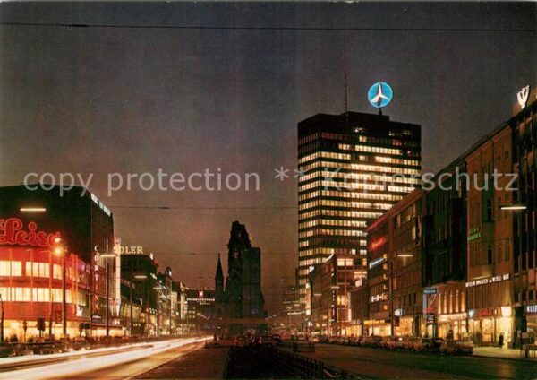 Berlin Tauentzienstrasse mit Europa-Center und