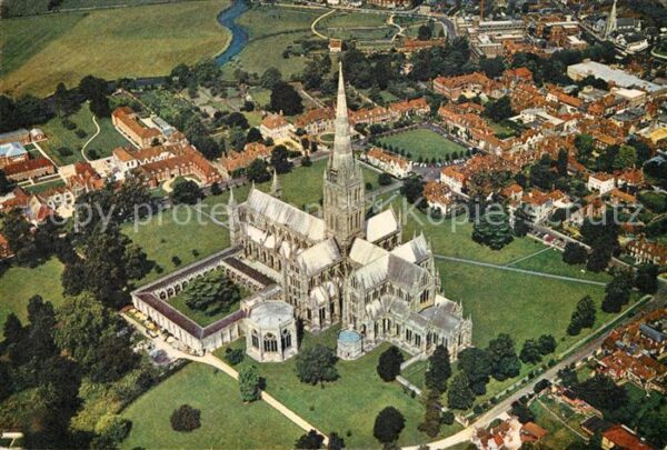 Salisbury Wiltshire Fliegeraufnahme Cathedral