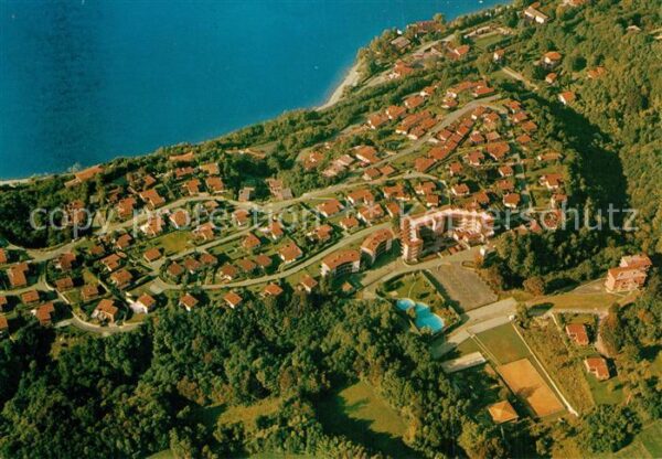 Belmonte Mezzagno Fliegeraufnahme Sportanlagen und Lago