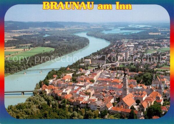 Braunau Inn Fliegeraufnahme mit Pfarrkirche und hoh