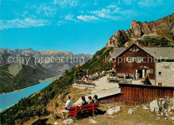 Erfurterhuette mit Rotspitze Dalfazerkamm Achensee und