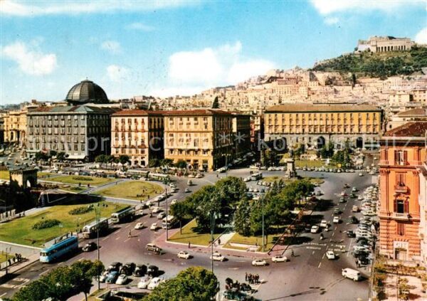 Napoli Neapel Piazza Municipi San Martino