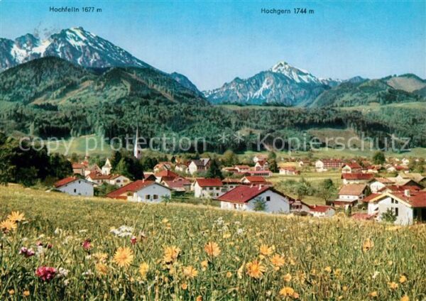 Bergen Chiemgau mit Hochfelln und Hochgern