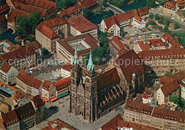 Nuernberg Fliegeraufnahme St. Lorenzkirche