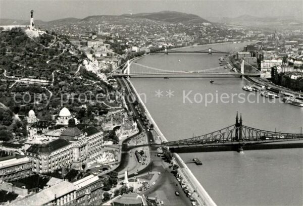 Budapest Stadtpanorama Donaubrücken Fliegeraufna