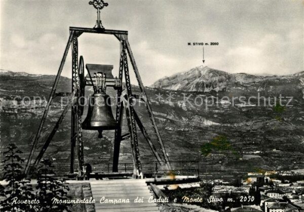 Rovereto Monumentale Campana dei Caduti e Monte