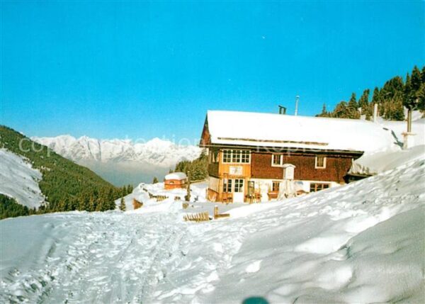 Weidener Huette Nafinghütte Winterlandschaft Alpen