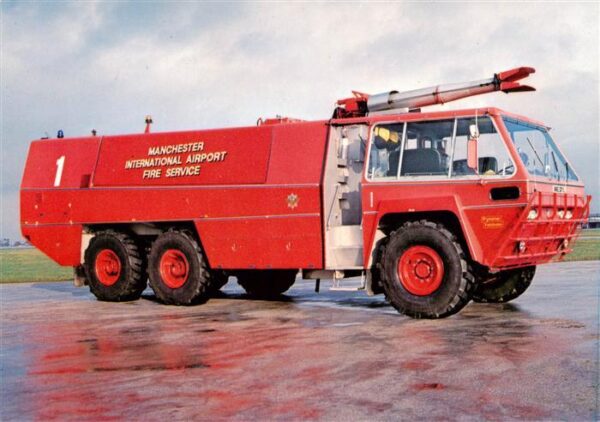 Feuerwehr Fire-Brigade Pompiers Bomberos Manchester International Airoport Fire