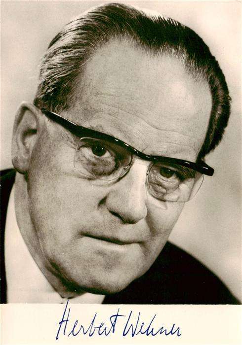 Politik Politics Politique Herbert wehner MdB SPD Foto Jupp Darchinger
