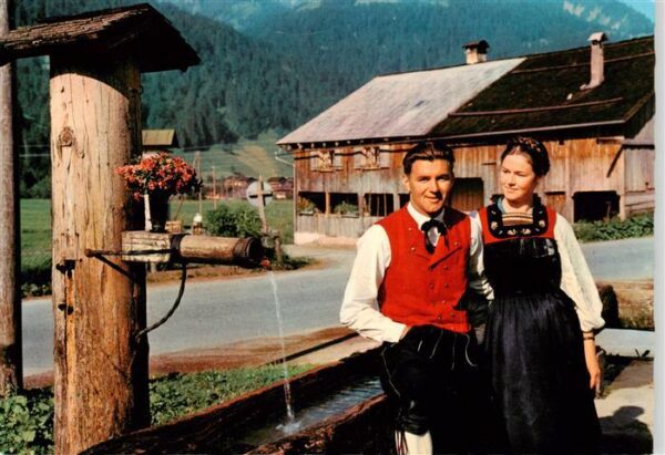 Trachten oesterreich Bregenzerwald Vorarlberg