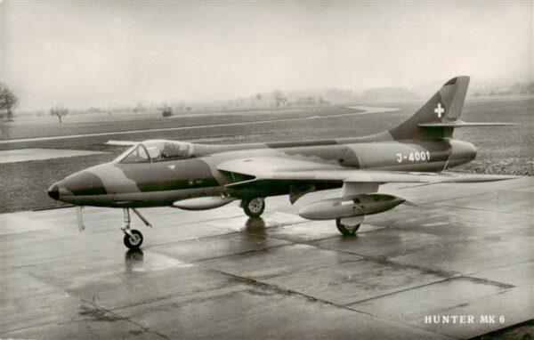 Flugzeuge Militaria Hunter MK 6 J-4001
