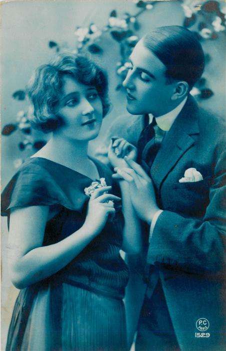 Foto PC Paris Nr. Nr. 1529 Liebespaar Frau Mann