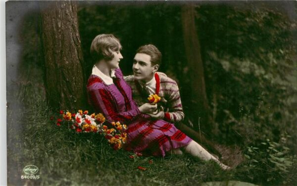 Foto Amag Nr. Nr. 64009/5 Frau Mann Baum