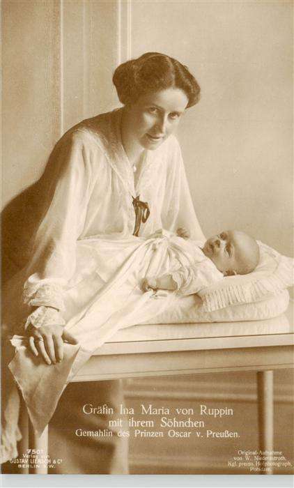 Adel Preussen Ina Maria von Ruppin mit Sohn