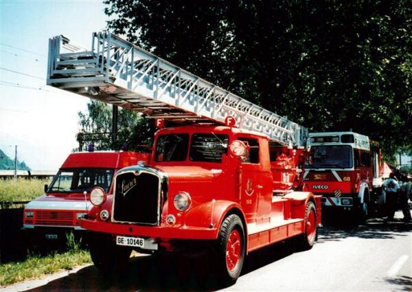 Feuerwehr Fire-Brigade Pompiers Bomberos Eliane 1 Saurer Metz 1931