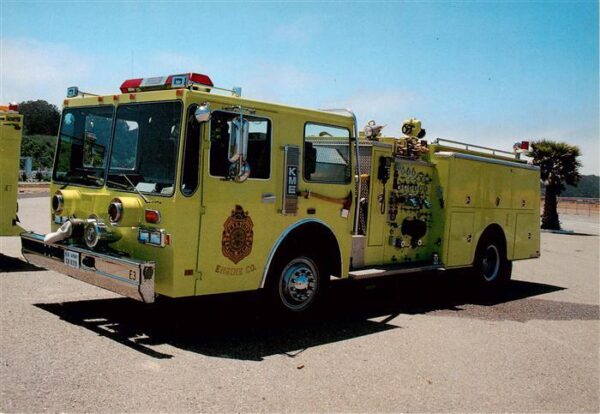 Feuerwehr Fire-Brigade Pompiers Bomberos US Brand-New Rigs