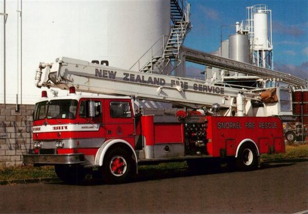 Feuerwehr Fire-Brigade Pompiers Bomberos Snoekel Fire Rescue Fire