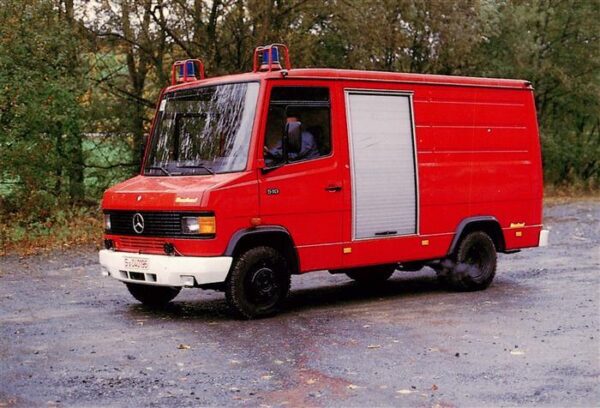 Feuerwehr Fire-Brigade Pompiers Bomberos Daimler-Benz 510/31 SW 1000