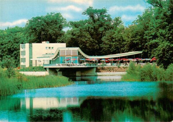 Mahlberg Baden BAB Raststaette am See Terrasse Gastraum