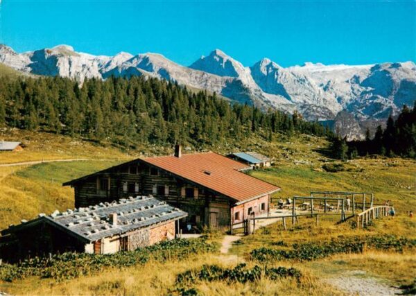 Gotzenalm 1740m Berchtesgaden mit Teufelhoerner und uebergossener Alm