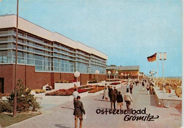 Groemitz Ostseebad Promenade am Strand