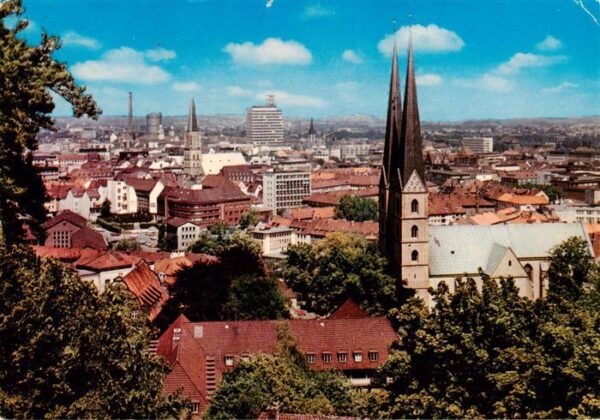 Bielefeld Stadtblick mit Alt und Neustaedter Kirche