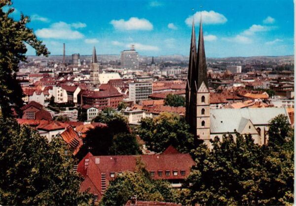 Bielefeld Stadtblick mit Alt und Neustaedter Kirche