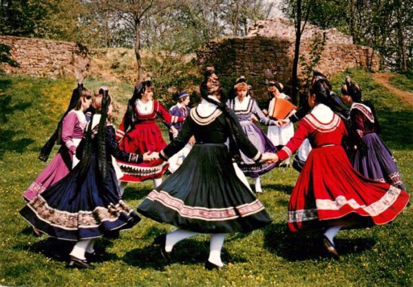 Gladenbach Volkstanz und Trachtengruppe Gladenbach Ev Marburger Tracht