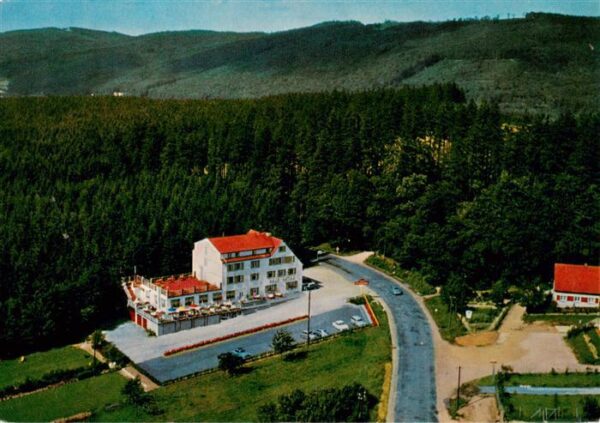 Glashuetten  Taunus Wal Hotel Fliegeraufnahme