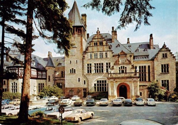 Kronberg  Cronberg Taunus Portal des Schlosshotels Kronberg
