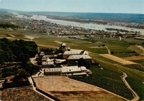 Lorch Rheingau Fliegeraufnahme mit Schloss Johannisberg