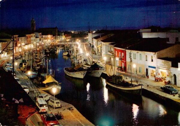 Cesenatico IT Porto Canale di notte