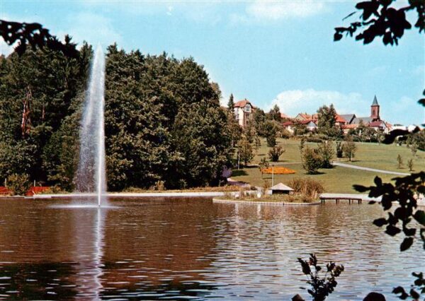 Waldbronn Albtal Schwanenteich Fontaene