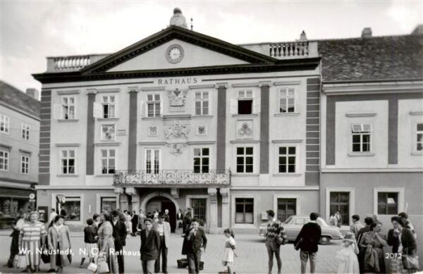 Wiener Neustadt Niederoesterreich AT Rathaus