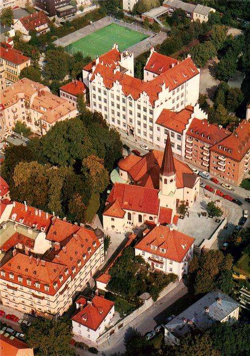 Muenchen Kath Stadtpfarrkirche St Sylvester