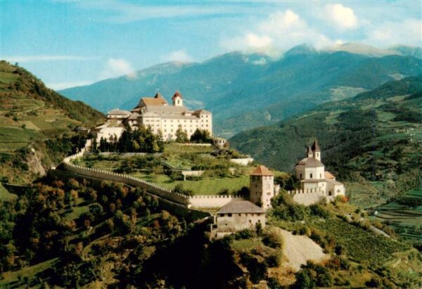 Klausen  Eisacktal Suedtirol IT Kloster Soeben