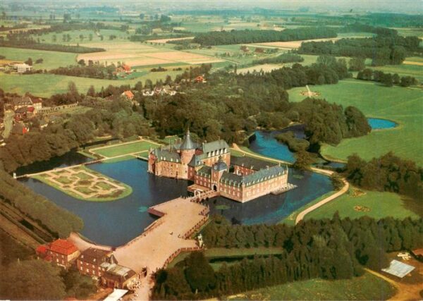 Anholt  Isselburg NRW Wasserburg