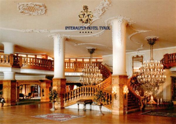 Buchen Telfs Tirol AT Interalpen-Hotel Tyrol Eingangshalle