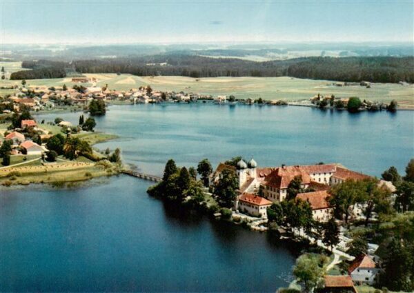 Seeon-Seebruck Insel-Schlosshotel und Gaestehaus Sandau