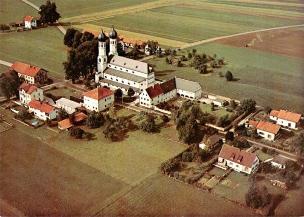 Bruckmuehl  Mangfall Oberbayern Pfarr Wallfahrtskirche Weihenlinden