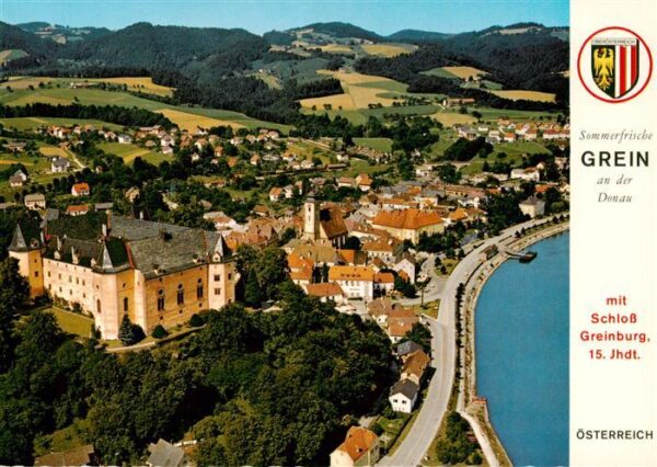 Grein Donau Oberoesterreich AT Panorama mit Schloss Greinburg 15. Jhdt.