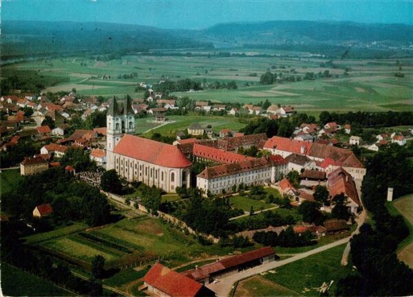 Niederaltaich Donau Benediktinerabtei Gymnasium Internat