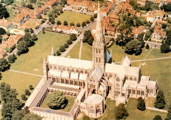 Salisbury   Wiltshire UK Cathedral Cloisters Chapter House aerial view