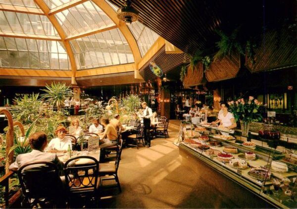 Berlin Café Restaurant Tiffany's im Europa-Center