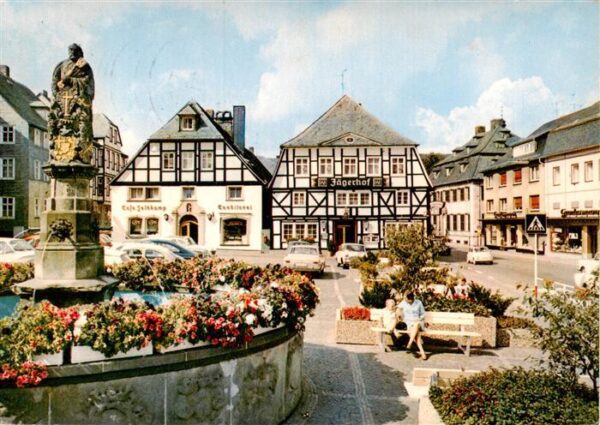 Brilon Marktplatz mit Peterskump