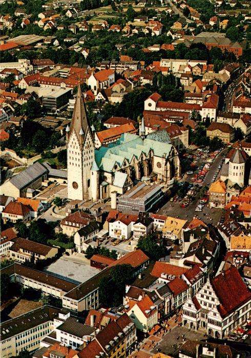 Paderborn Fliegeraufnahme mit Kirchen und Rathaus